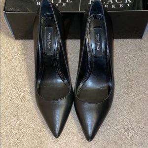 Olivia Black Pumps